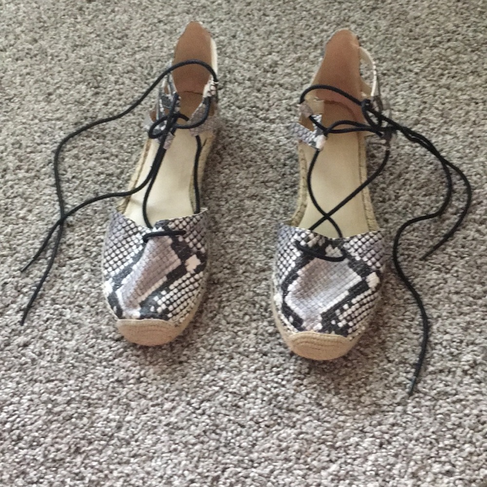 Mark Fisher lace up flats